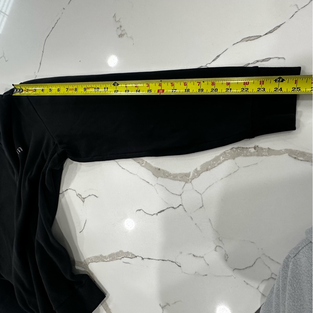 TravisMathew Black 1/4 Zip Pullover Sweatshirt - Size Large - Picture 7 of 9